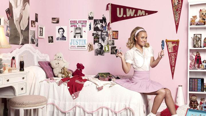 Sweet Hayden Panettiere Sitting In Kids Room